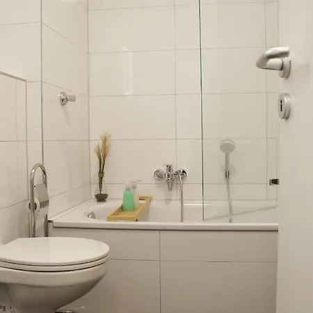 3 Zimmer, 68qm, Parkplatz, Messe Dus, Logport, Duisport