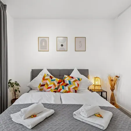 Διαμέρισμα 3 Zimmer, 68qm, Parkplatz, Messe Dus, Logport, Duisport